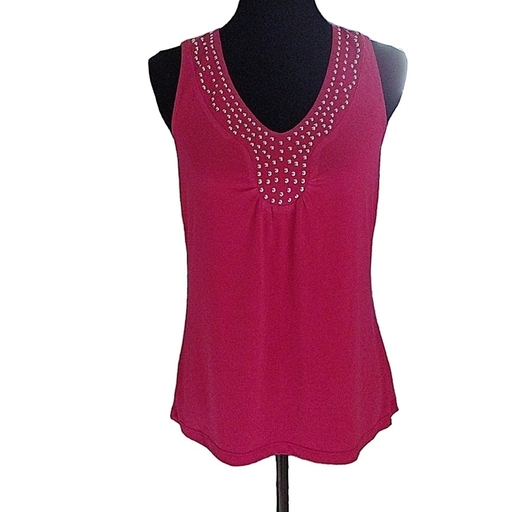 CAROLYN Taylor V Neck Sleeveless Top